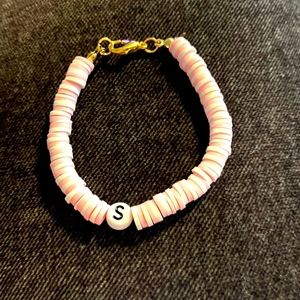 Custimizeable inital bracelet